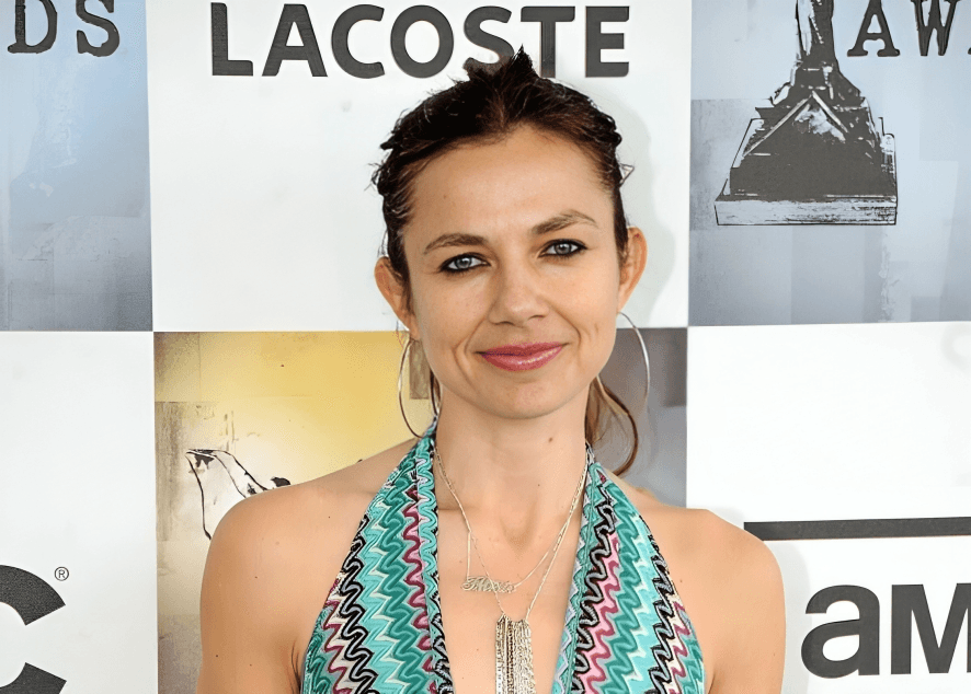 Victoria Elizabeth Bateman Age, Career, Net Worth, Husband 2024