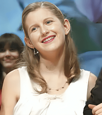 Isabella Louise Astin