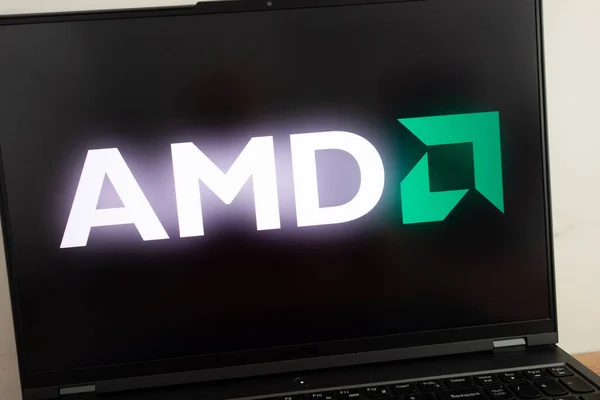 Powerful AMD Laptops for Gaming and Streaming in Singapore